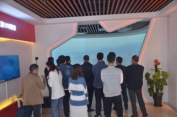 不忘初心跟黨走——參觀福興經(jīng)濟(jì)開發(fā)區(qū)政治生活館